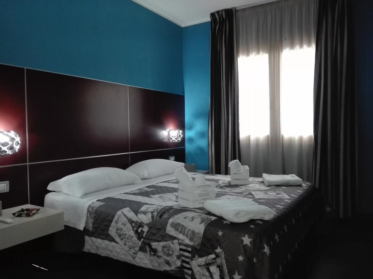 Manu'S Guest Suite Κοσέντζα Εξωτερικό φωτογραφία